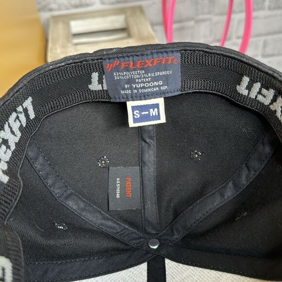 CAO FlexFit Embroidered Baseball Trucker’s Hat Cap S/M - Picture 5 of 5